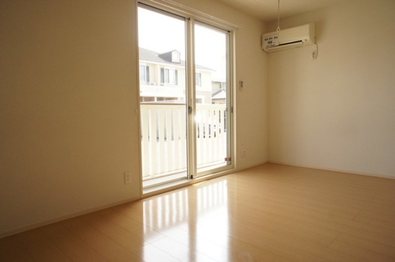 居室・リビング　図面と現状に相違がある場合には現状を優先