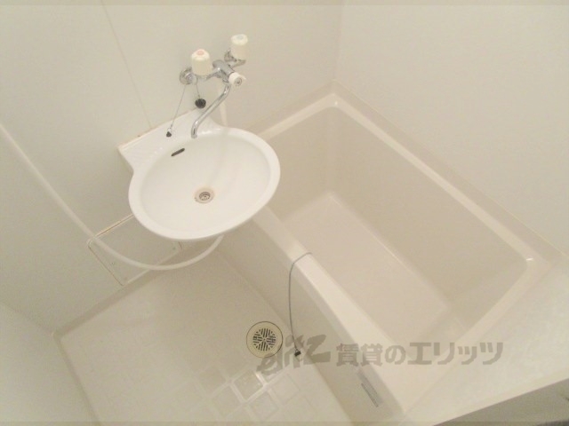 バス・シャワールーム　バス