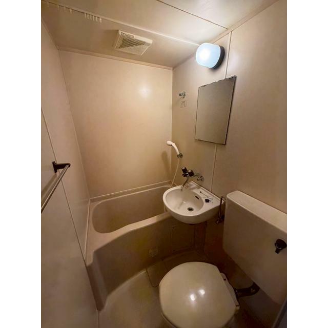 バス・シャワールーム　バス