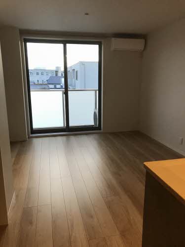 居室・リビング　13帖のリビング♪