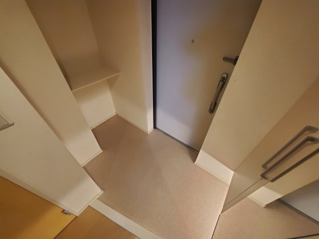 玄関　落ち着いた玄関です