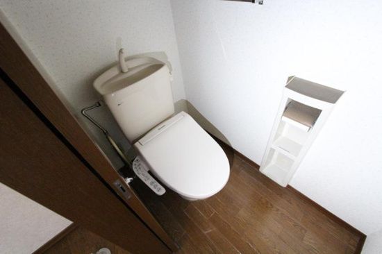 トイレ　ガスキッチン。