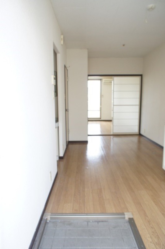 玄関　図面と現状に相違がある場合には現状を優先