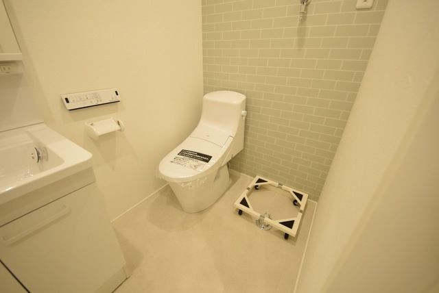 トイレ　★お部屋探しはタウンハウジング稲田堤店まで★