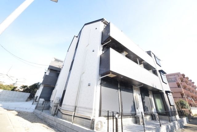 建物外観　★お部屋探しはタウンハウジング稲田堤店まで★