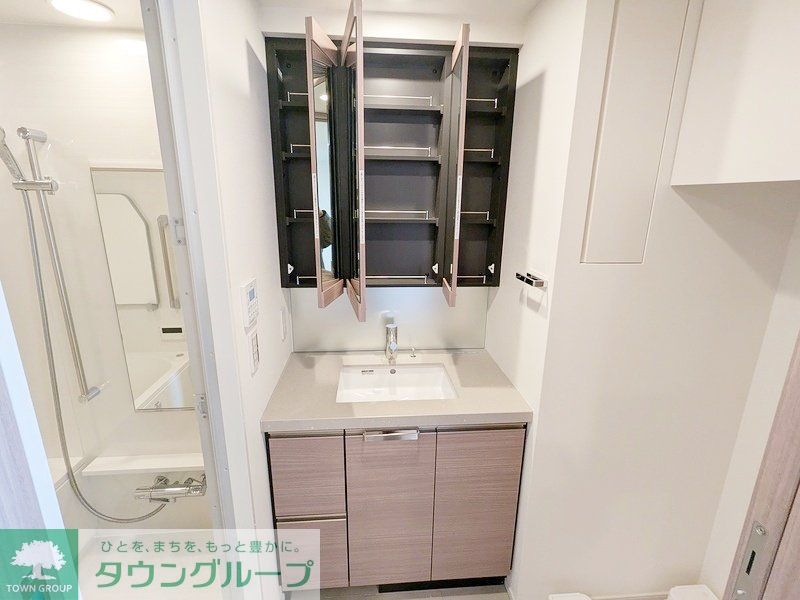 洗面設備　お部屋探しは株式会社　タウンハウジング　までお気軽にお問合…