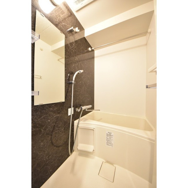 バス・シャワールーム　同間取り別部屋の参考写真です。