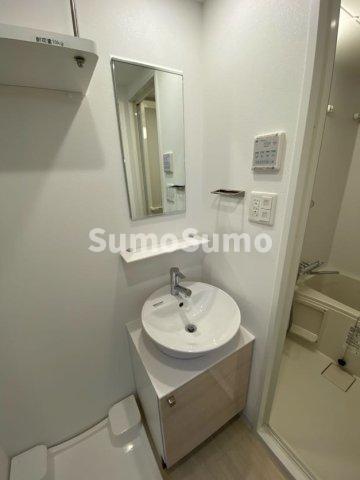 洗面設備　使いやすい洗面所です