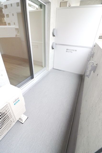 バルコニー　バルコニー