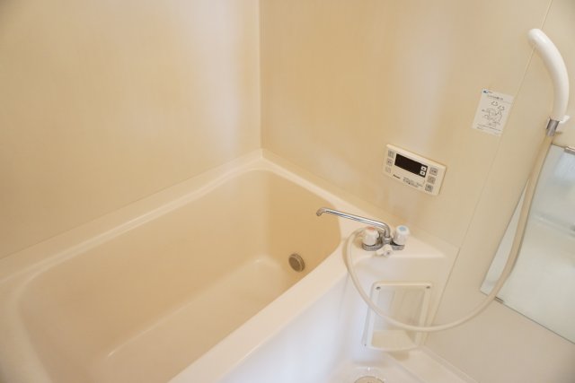 バス・シャワールーム　日々の疲れを癒すお風呂付です