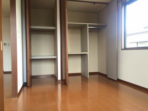 居室・リビング　洋間