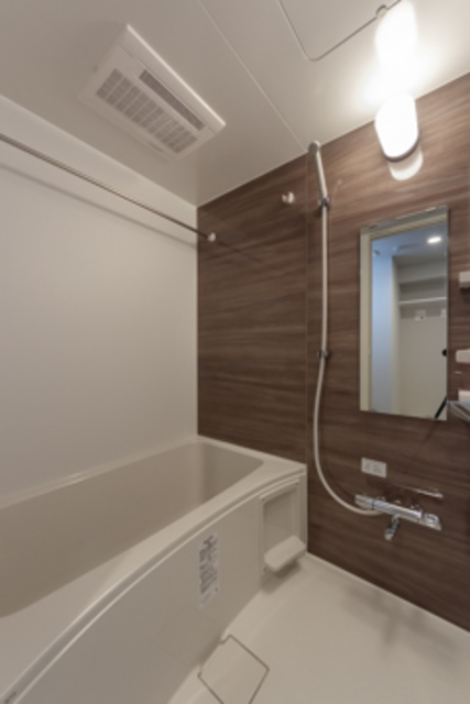 バス・シャワールーム　※写真は同タイプ住戸です。