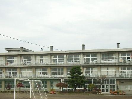 中学校　小中野中学校（中学校）まで1050m