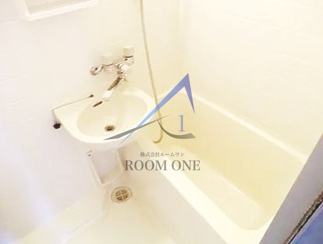 バス・シャワールーム　お風呂です。