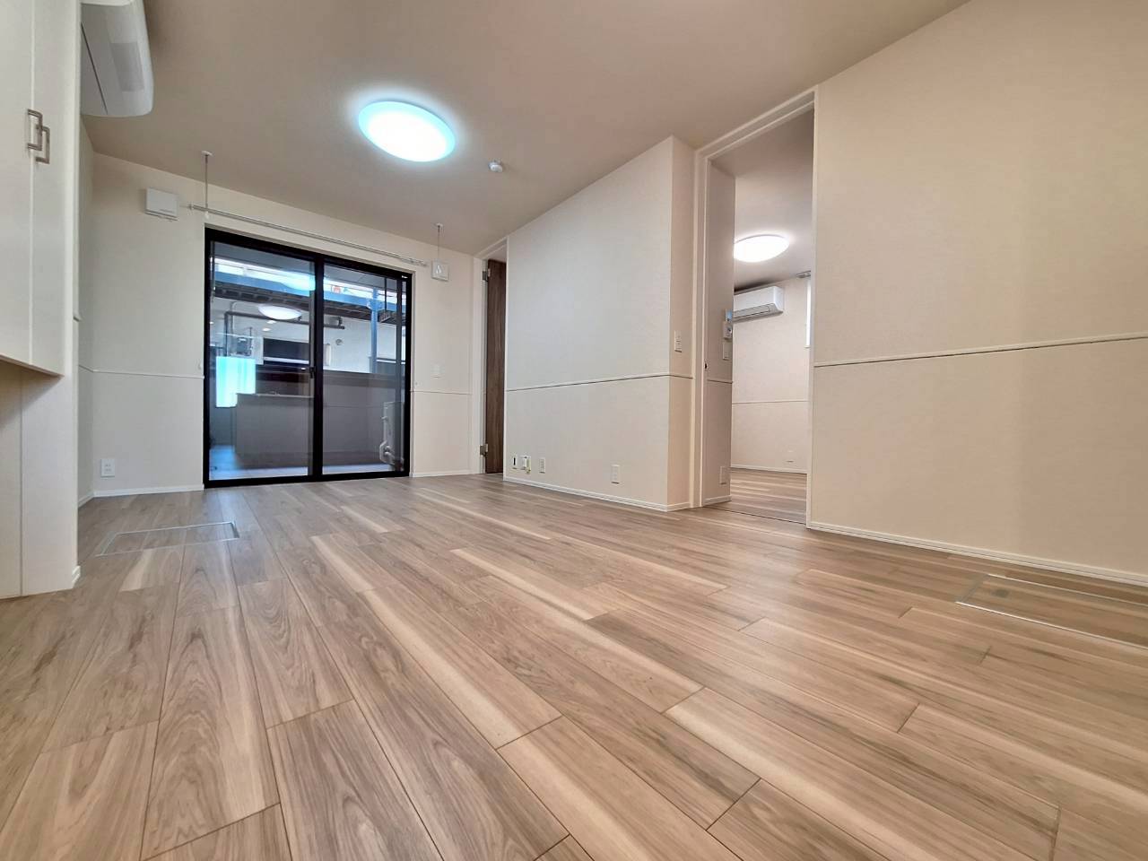 居室・リビング　★南向きリビング★