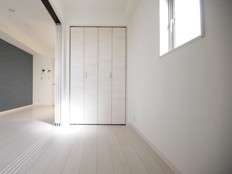 その他部屋・スペース　リビングと寝室を分けれます。