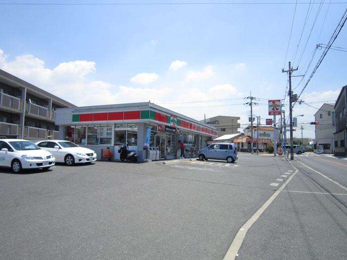 コンビニ　サンクス（コンビニ）まで640m