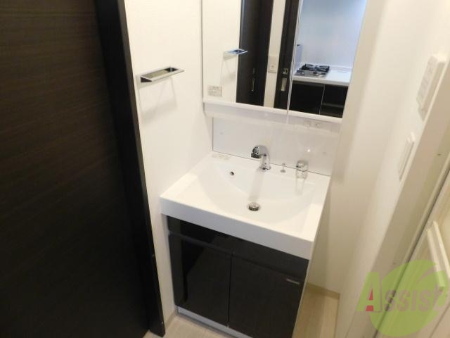 洗面設備　写真は同建物、同タイプのイメージ写真です。