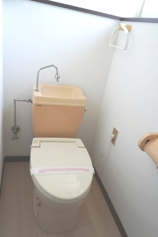 チェリーハイツC棟のトイレ写真