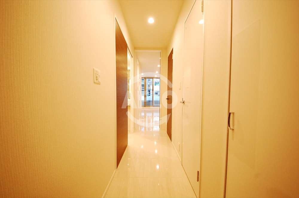 玄関　ガリレイ新町　玄関