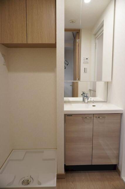 洗面設備　洗面化粧台