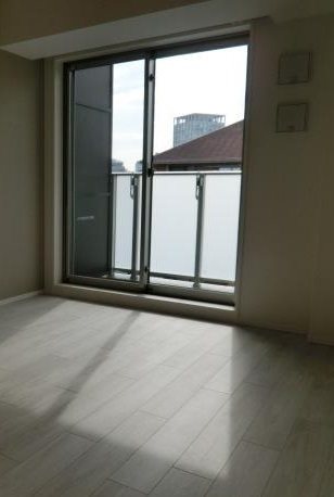 居室・リビング　別号室参考写真