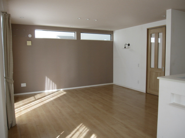 居室・リビング　南向きリビング