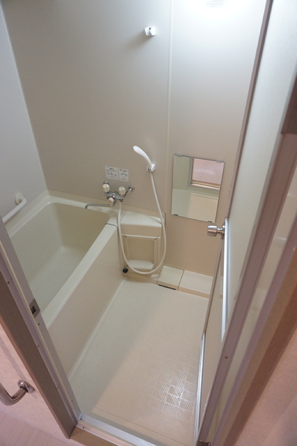 バス・シャワールーム　浴室♪