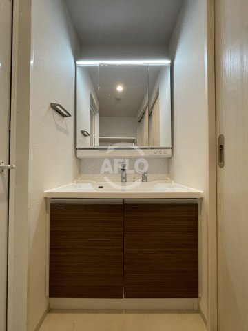 洗面設備　GRAND VILLASSE 福島　独立洗面台