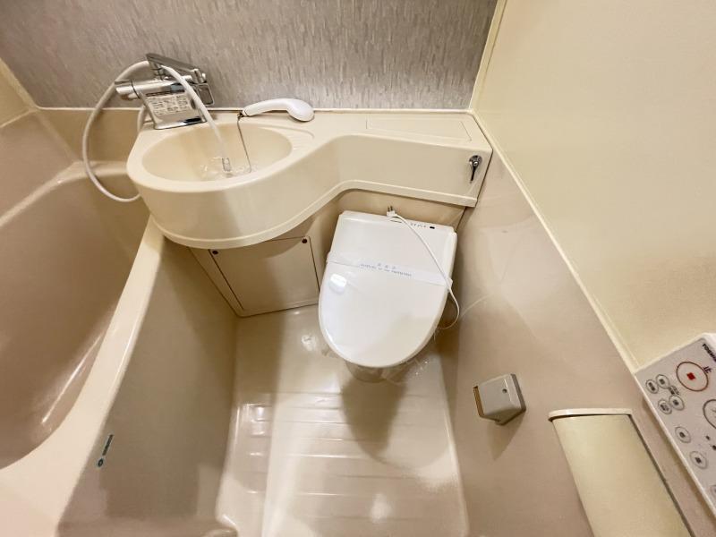 トイレ　トイレ