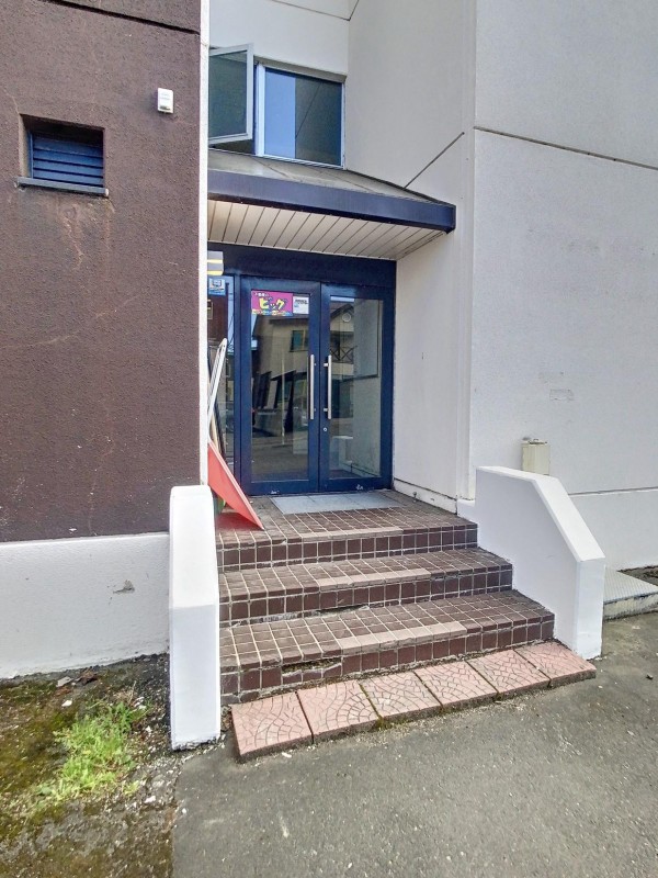 エントランス　エントランス