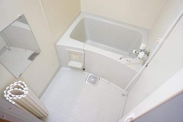 バス・シャワールーム　浴室