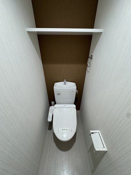 トイレ　※代表タイプの写真のため実際と異なる場合がございます