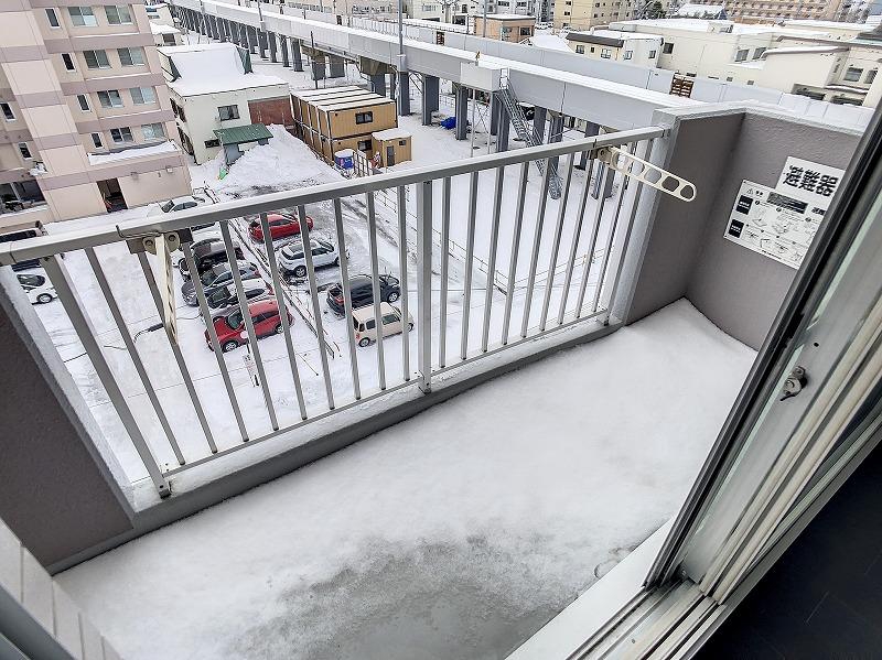 バルコニー　バルコニー