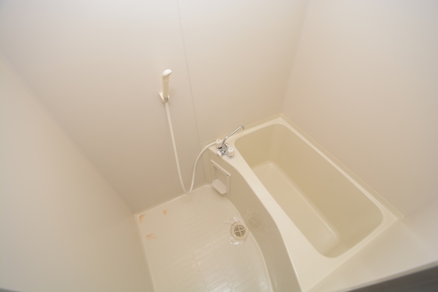 バス・シャワールーム　シンプルな浴室です！