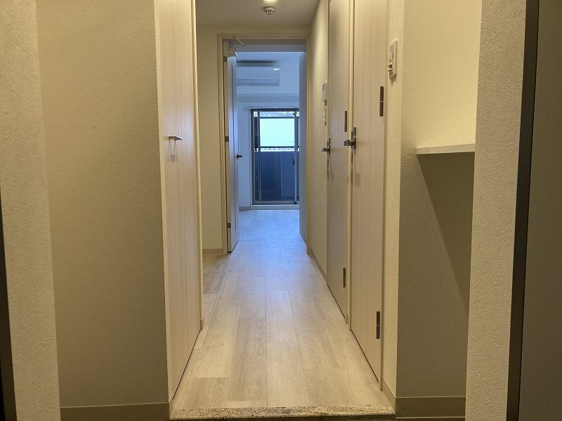 玄関　参考写真掲載。