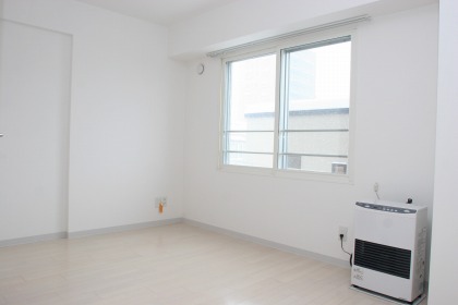 居室・リビング　★エアコン・オートロック付き！★ペット飼育可！