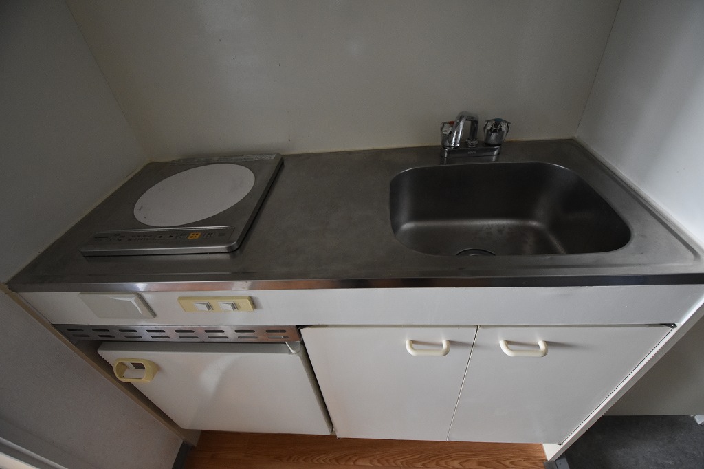 キッチン　冷蔵庫