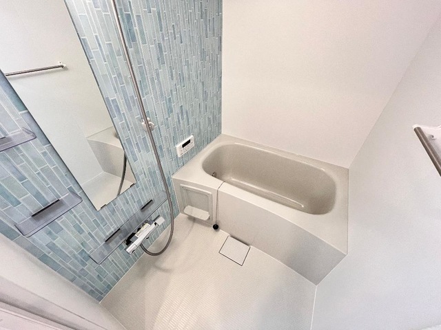 バス・シャワールーム　同物件、別号室の写真