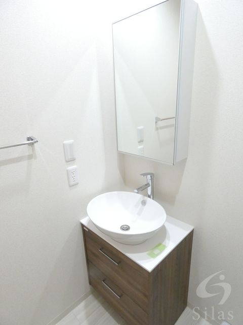 洗面設備　同仕様