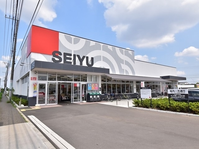 スーパー　西友滝山店（スーパー）まで878m