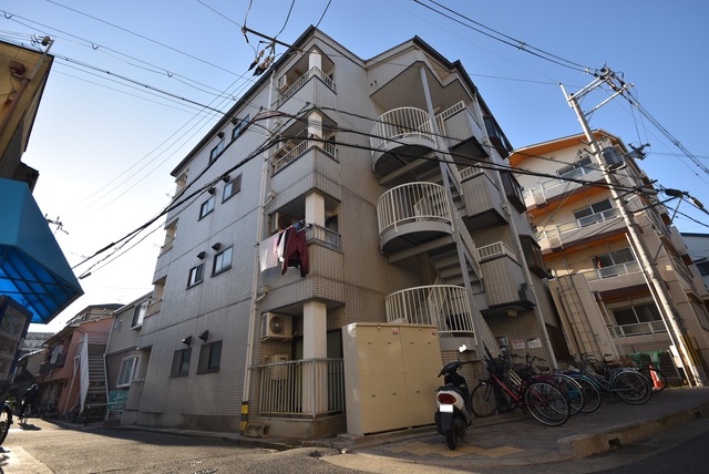 建物外観　外観写真