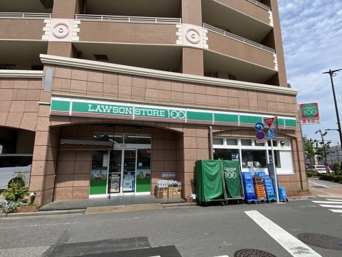 コンビニ　ローソンストア100 LS池袋要町店（コンビニ）まで200m