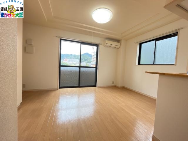 居室・リビング　リビング