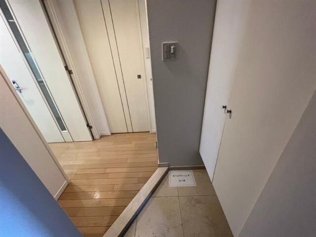 玄関　玄関部分