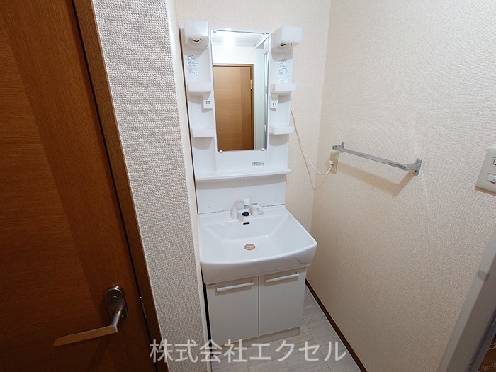 洗面設備　独立洗面台です。