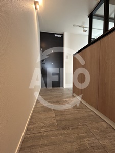 玄関　イニシア大手前　玄関