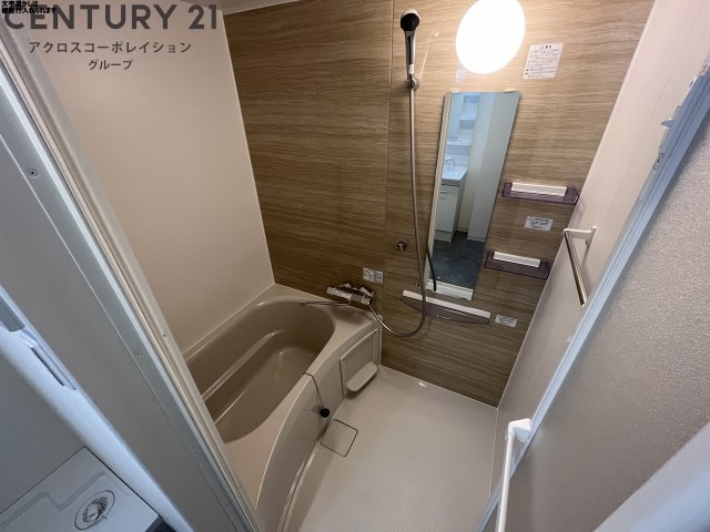 バス・シャワールーム　清潔感のある浴室です♪