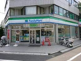 コンビニ　ファミリーマート恵比寿駅南店（コンビニ）まで144m