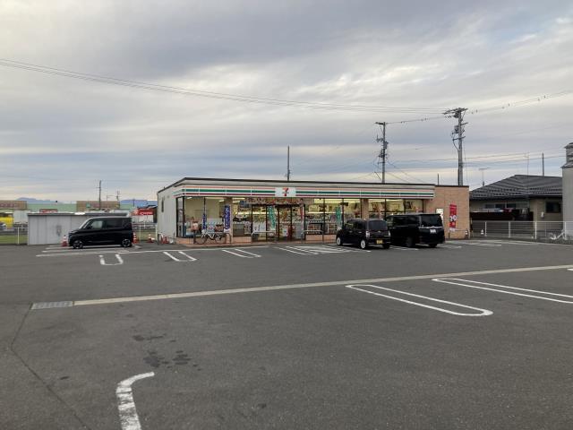 コンビニ　セブン－イレブン笠松町長池店（コンビニ）まで313m